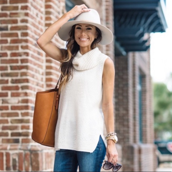 Height of Fashion Tops - Tunic, turtleneck from Height of Fashion